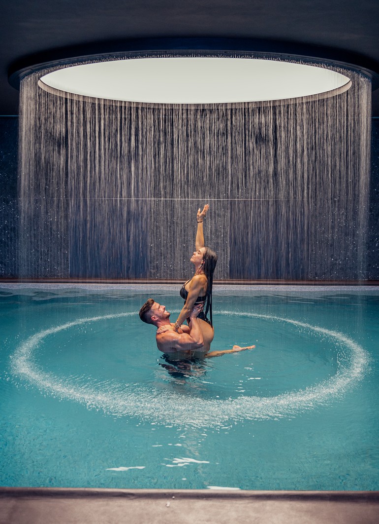 aquaform’s Water Curtain at Chalet Al Foss