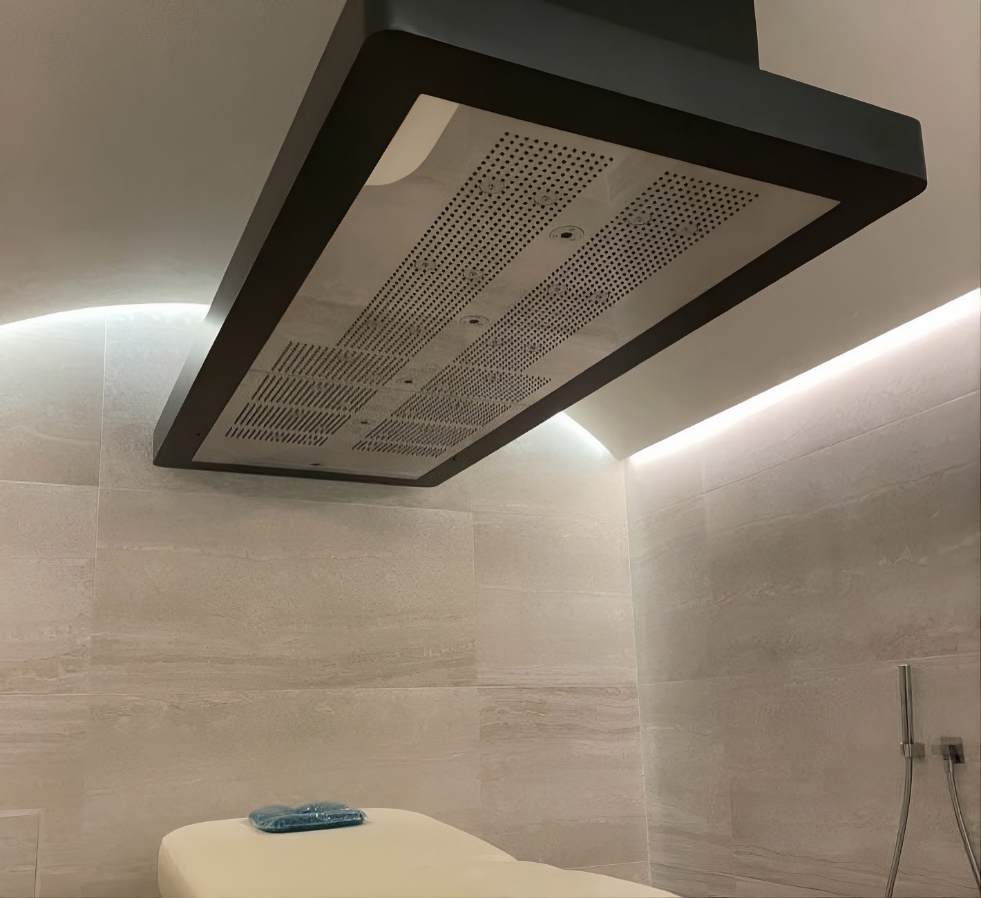 The integration of aquaform systems within the Nao SPA in Crete